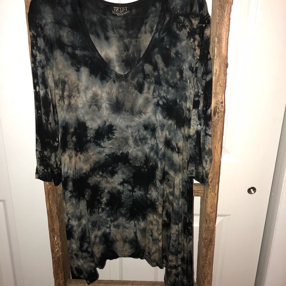 Tie-Dye Quarter Sleeve shirt - Picture 1 of 1